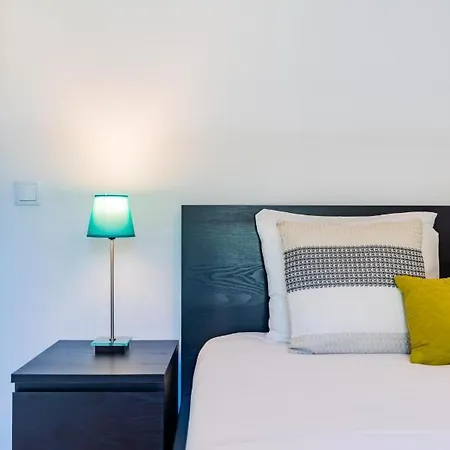 Deluxe Beach With Swimming Pool Apartamento *